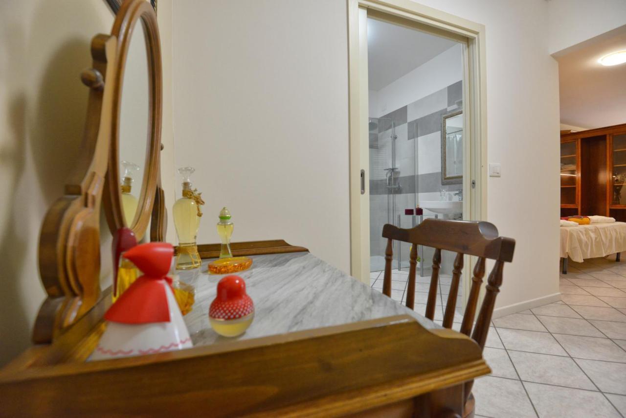 Antiche Mura Casa Vacanze Puegnago Bagian luar foto