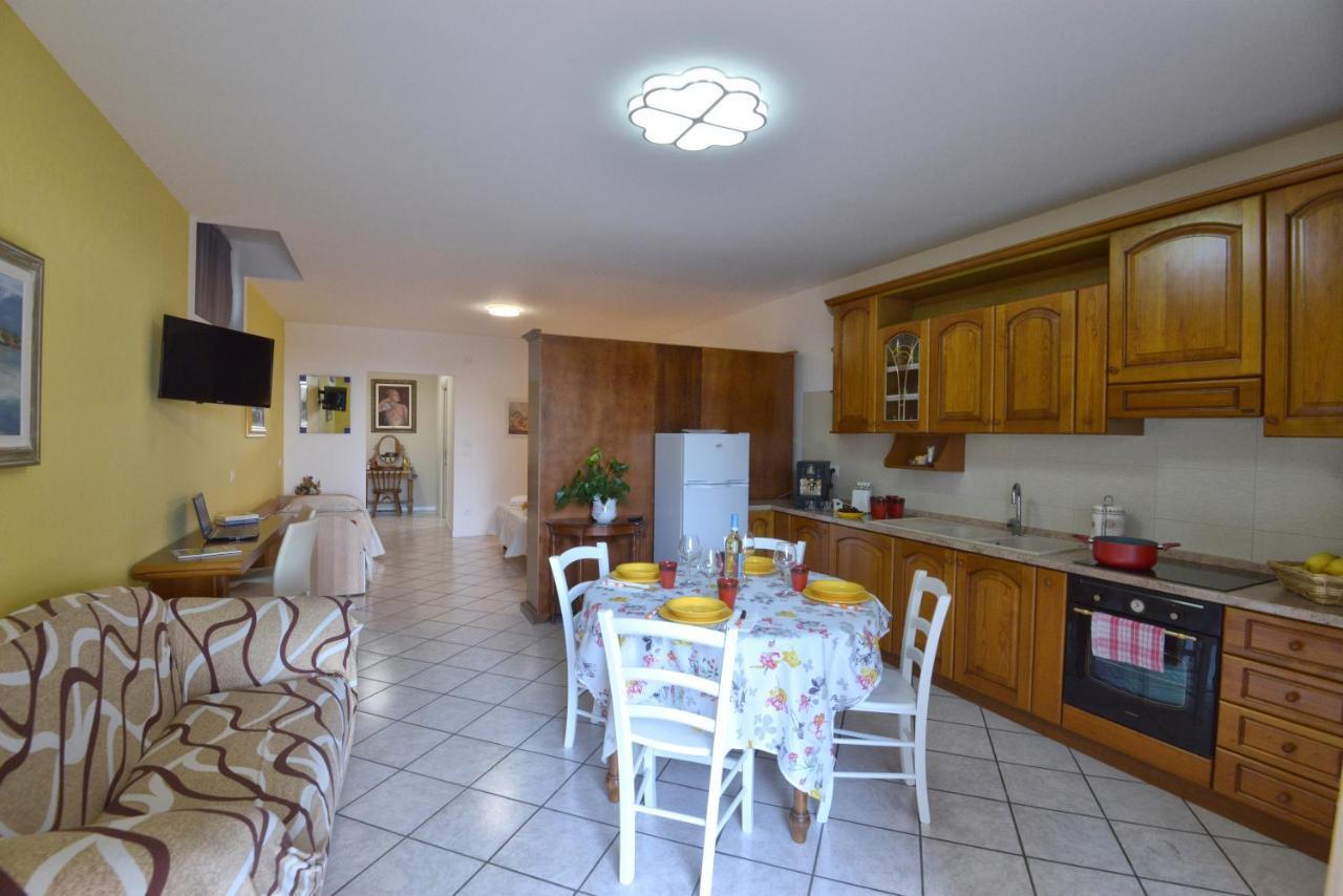 Antiche Mura Casa Vacanze Puegnago Bagian luar foto